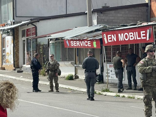 Shpërthime gjatë natës pranë stacioneve policore në Zveçan dhe