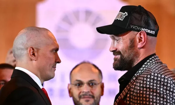 Fury Usyk P Rfundon Raundi I Par