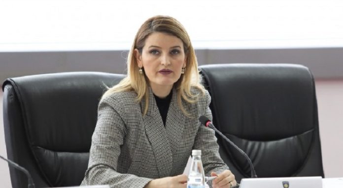 dhurata-hoxha-1-650x358