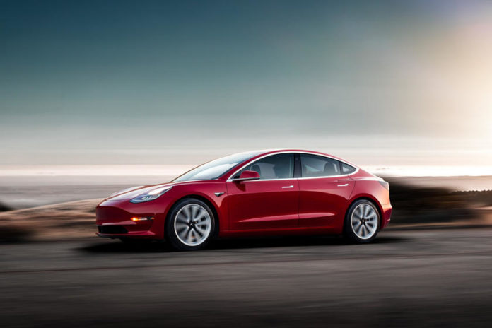 Tesla-foto-4
