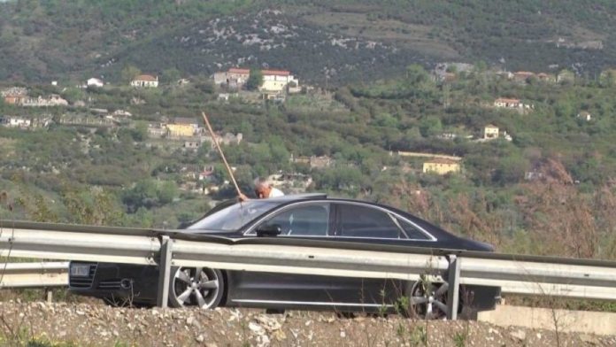 auto_11555345668
