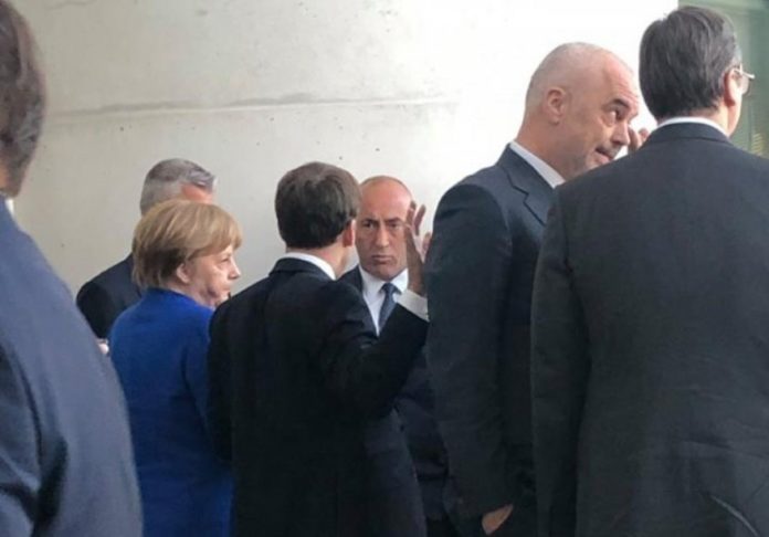 auto_auto_Ramush-Haradinaj-Samiti-Berlin15565621541556567018