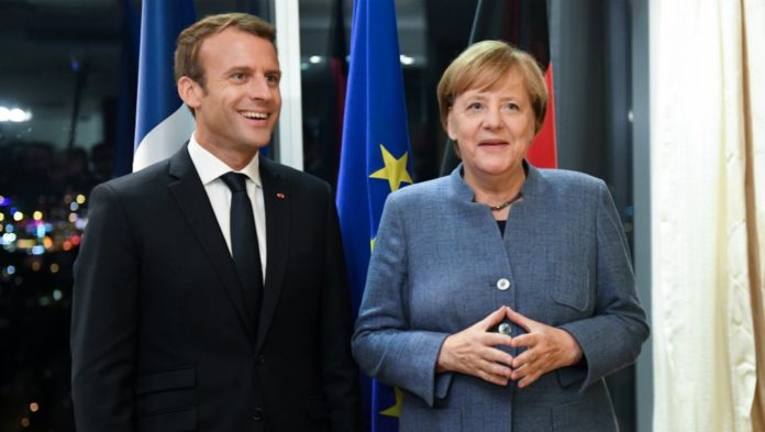 franceallemagne-macronmerkel-heureux
