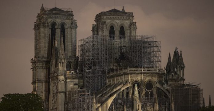 notre-dame-30-770x402