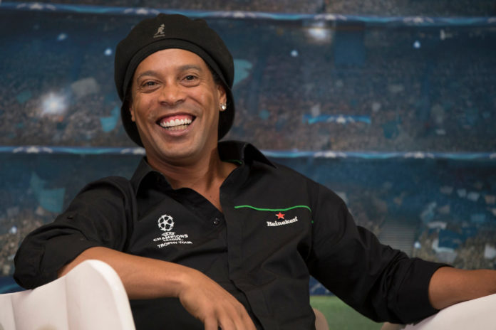 ronaldinho-marrying-two-women