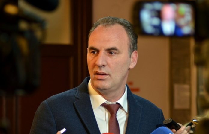 fatmir-limaj-1_1477664578-5780845-1