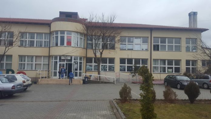 shkolla
