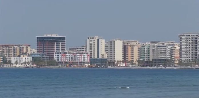 turiii