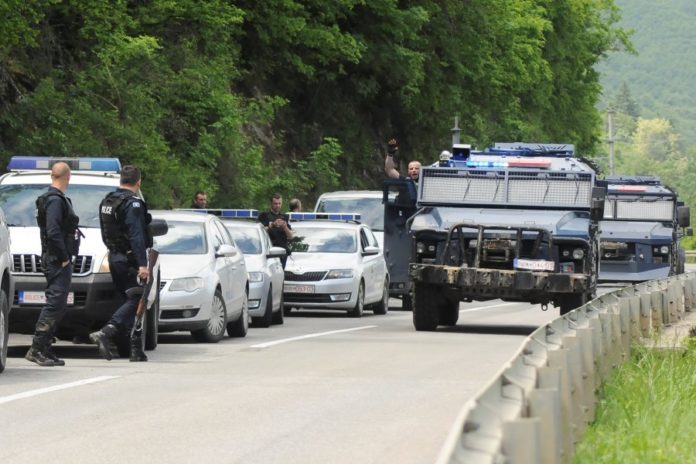 auto_policia_speciale_aksion_ne_veri_-_r_51559116369