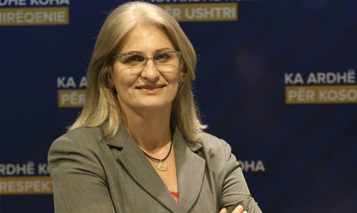 teuta f