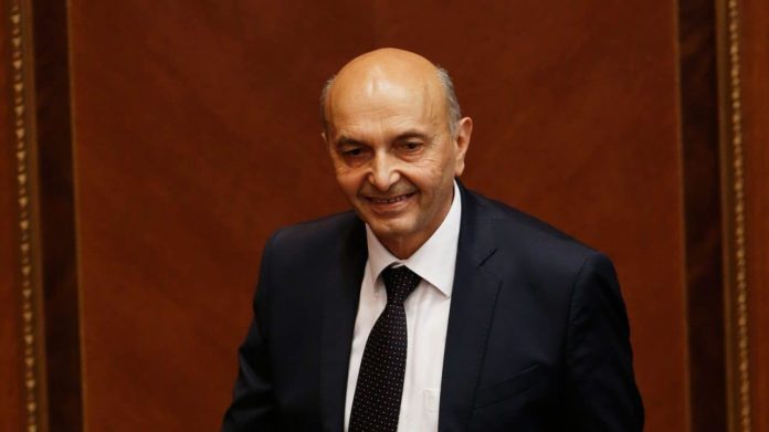 Isa-Mustafa-LDK-by-EPAVALDRIN-XHEMAJ-1280x719
