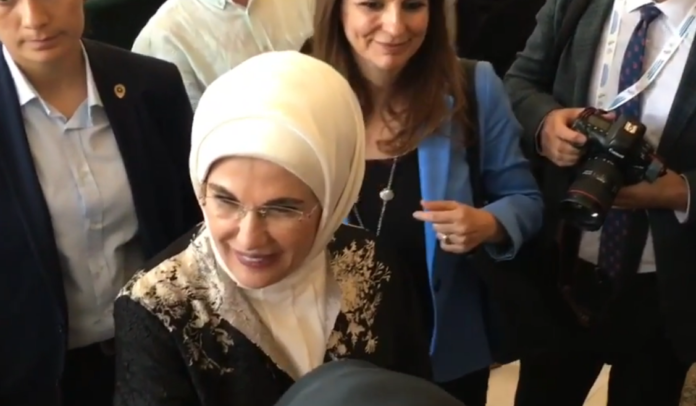 erdogan_emina__jutjub