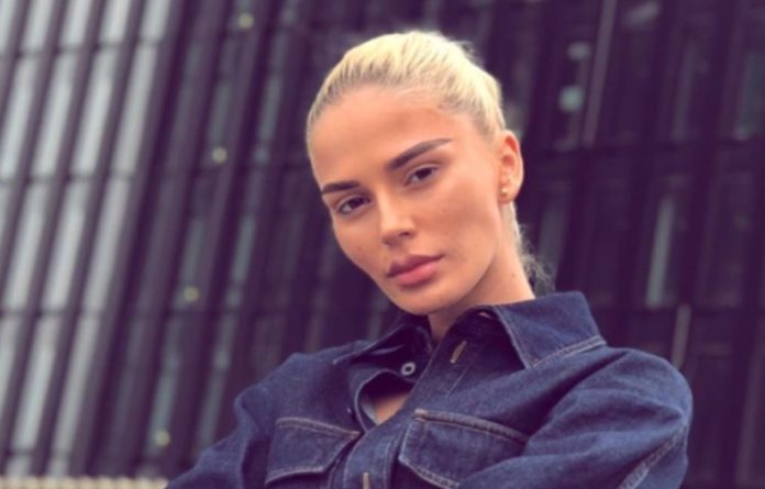 2018-10-05-16_53_58-Loredana-@loredana-•-Instagram-photos-and-videos-750x480