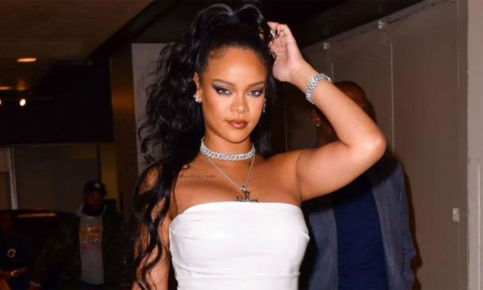 rihanna-efe