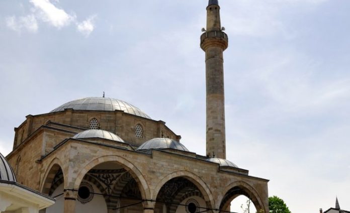Xhamia-e-Madhe-ne-Prishtine-768x468
