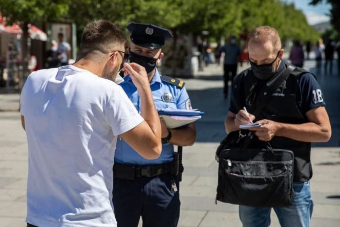 Policia-Gjoba-maska
