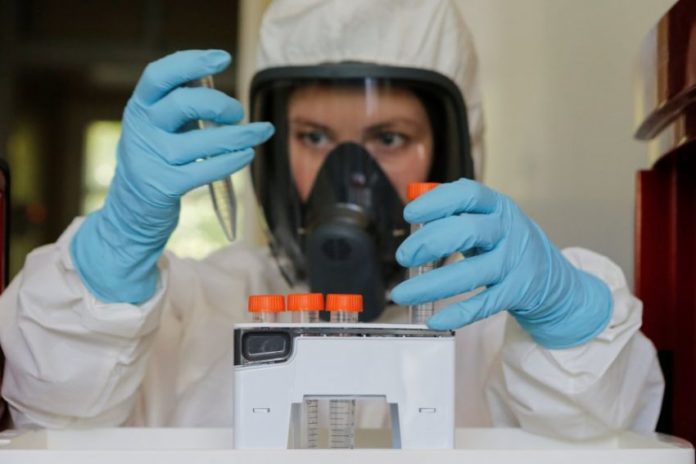 auto_VaksinaMoskacovidkoronavirus1597483284-850x567