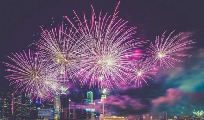 fireworks-945386_1280-1024x768-768x576-728x430-1