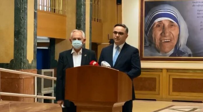 Besnik Tahiri