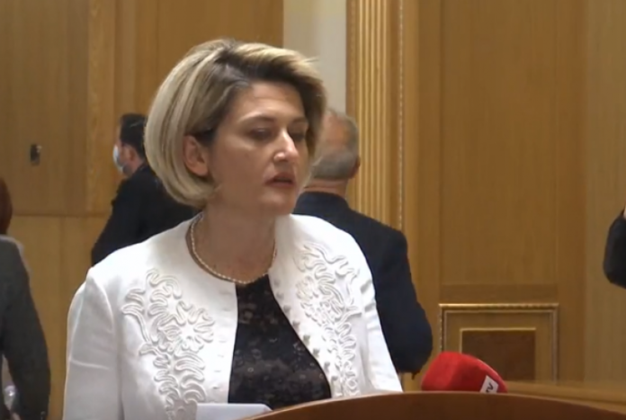 auto_MimozaKusari1617484897