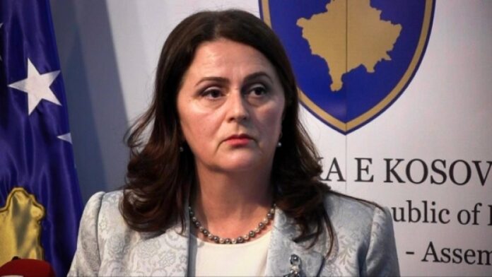 teuta-sahatqija-braktis-ldk-n-euml-em-euml-rohet-konsulle-e-kosov-euml-s-n-euml-new-york_hd-780x439-1