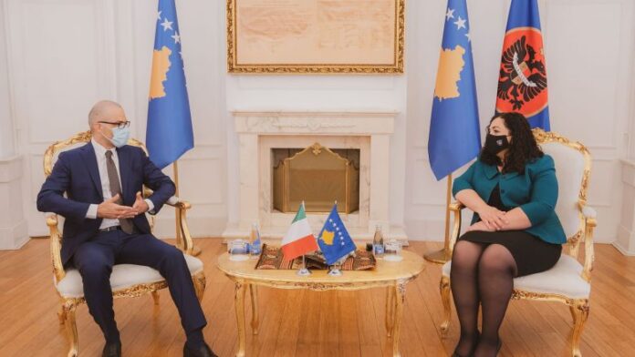 Presidentja-Osmani-priti-ne-takim-ambasadorin-italian-Nicola-Orlando_1-e1621947878233-780x439