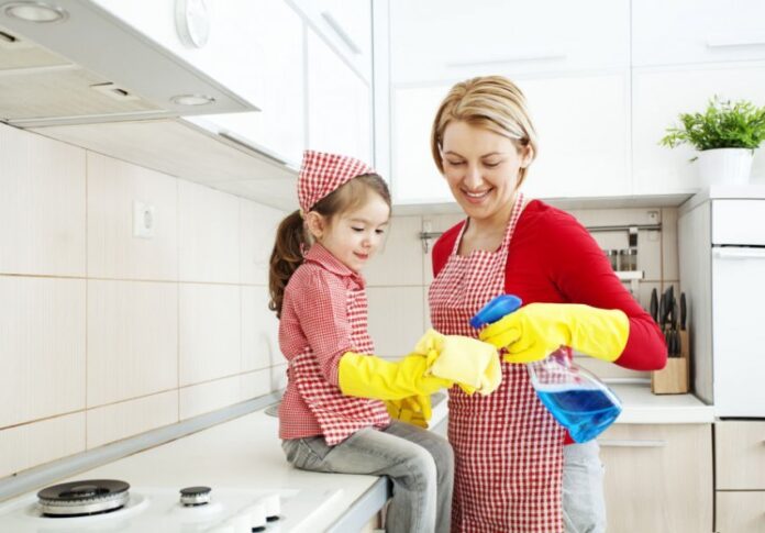 auto_chores-kids-mom-and-girl1623217695