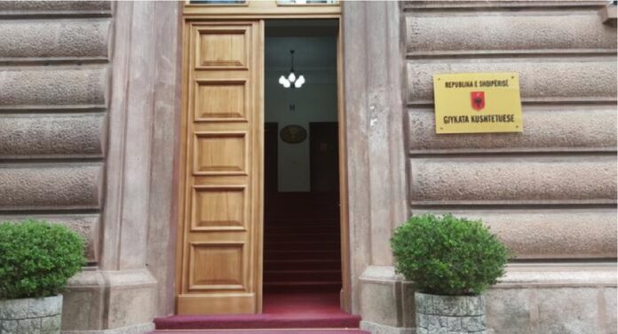 gjykata kushtetuese
