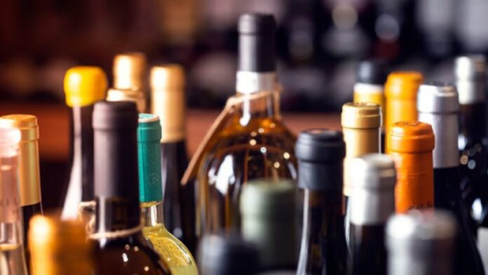AlcoholKidneyDisease-1144881204-770x533-1-650x428-1-780x439