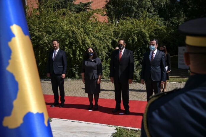 Komunikate-e-perbashket-e-Presidentes-Kryetarit-te-Kuvendit-dhe-Kryeministrit-te-Republikes-se-Kosoves_4