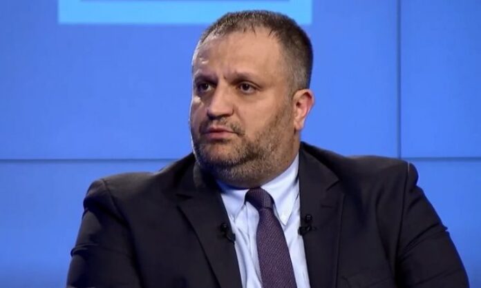 Shpend-Ahmeti-3-e1587583753567-750x450