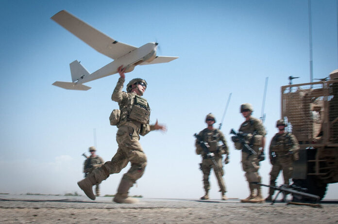 Paratroopers_launch_packable_drone_DVIDS615590