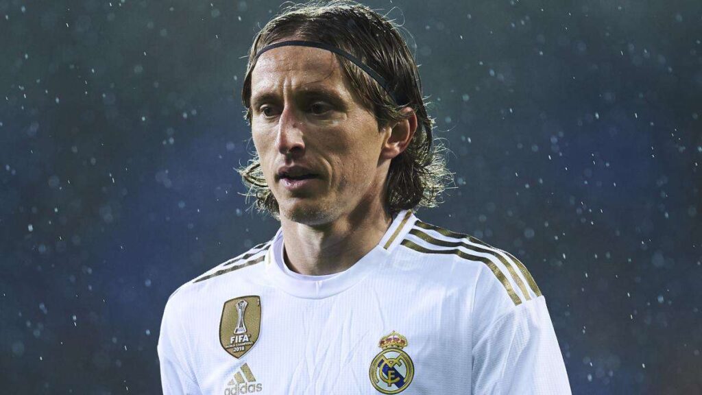 Real Madridi merr vendimin përfundimtar për Luka Modriçin