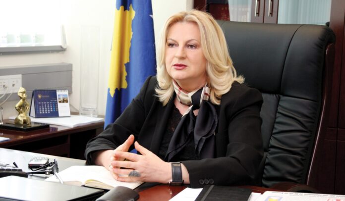 Edita-Tahiri-Foto-Ridvan-Slivova-scaled