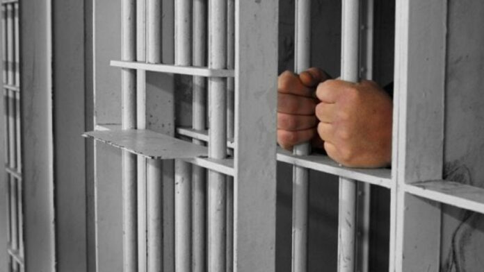 dy-zyrtaret-komunale-te-prizrenit-nga-paraburgimi-kalojne-ne-arrest-shtepiak_5e46b7d34390d