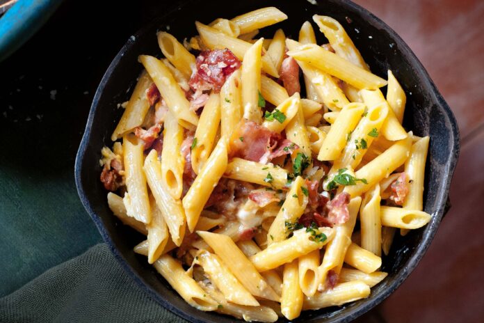 penne-alla-carbonara-88993-1