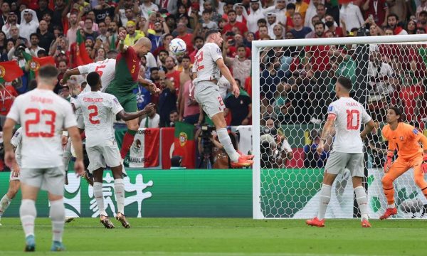 Portugalia fiton thellë ndaj Zvicrës  kualifikohet në çerekfinale
