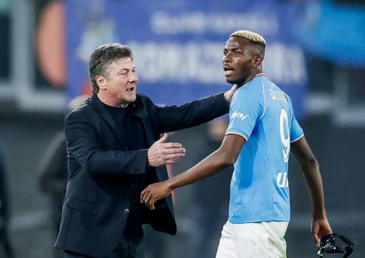 Napoli shkarkon trajnerin Mazzarri Napoli shkarkon trajnerin Mazzarri