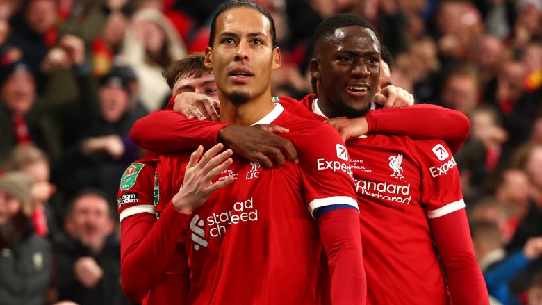 Liverpooli fiton titullin e Carabao Cup, e mposht Chelsean me golin e Van Dijk