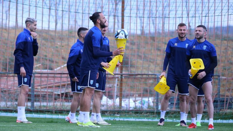 Kosova ia bën ‘’sefte’’ sot me trajnerin Franco Foda ndaj Armenisë Kosova ia bën ‘’sefte’’ sot me trajnerin Franco Foda ndaj Armenisë