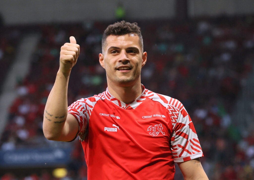 “Trofetë janë ato që ëndërrojmë kur nisim karrierën”, Xhaka: Është një titull shumë special