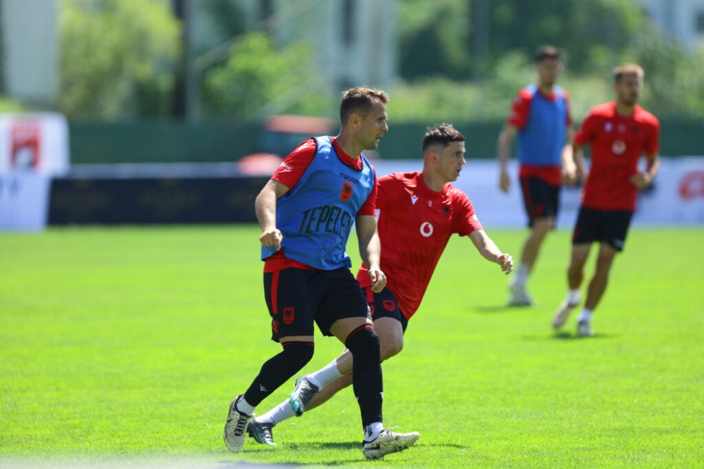 Sylvinho punon me grup të plotë, asnjë mungesë para testit me Azerbajxhanin