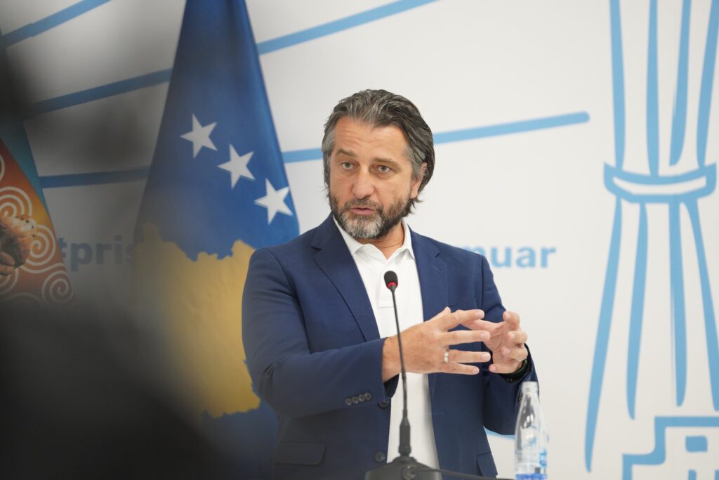 Rama thotë se po rrezikohet mbajtja e Lojërave Mesdhetare për shkak të ngërçit politik Rama thotë se po rrezikohet mbajtja e Lojërave Mesdhetare për shkak të ngërçit politik