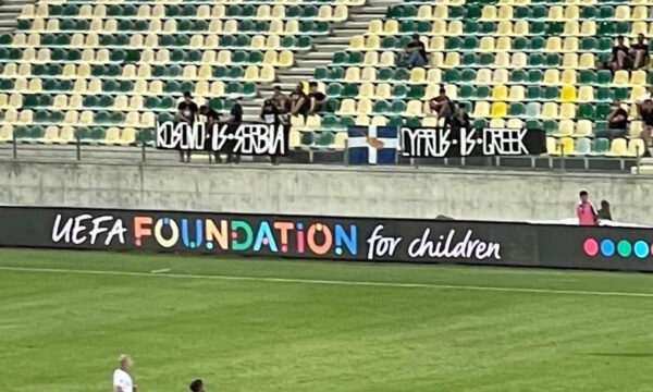 Provokim i rëndë në stadiumin e Qipros kundër shtetit të Kosovës