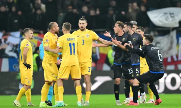 Xhandarmëria rumune dënon dhjetra tifozë, disave ua ndalon hyrjen në stadiume