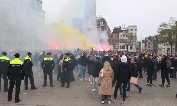 Arrestohen edhe pesë persona të tjerë, pas ndeshjes së futbollit në Amsterdam