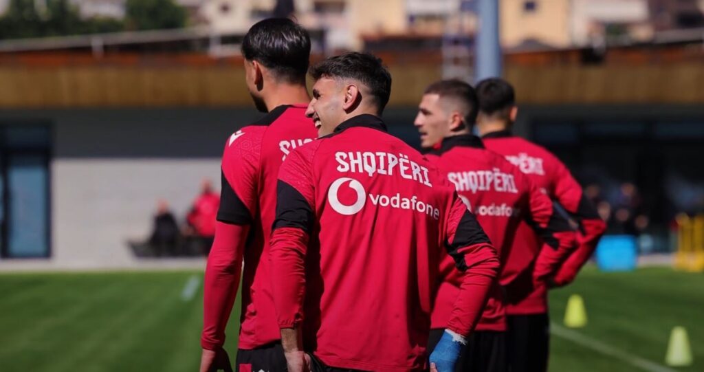 UEFA e zbulon emrin e gjyqtarit të sfidës Angli-Shqipëri