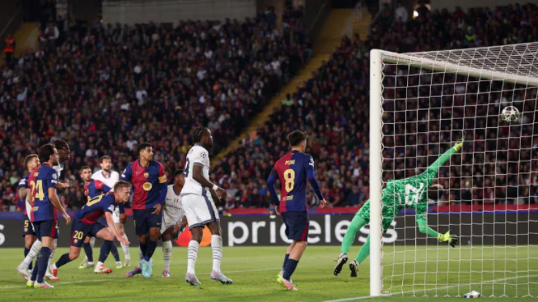 Përfundon spektakli i gjashtë golave, Interi kthehet në Itali me rezultat pozitiv përballë Barcelonës Përfundon spektakli i gjashtë golave, Interi kthehet në Itali me rezultat pozitiv përballë Barcelonës