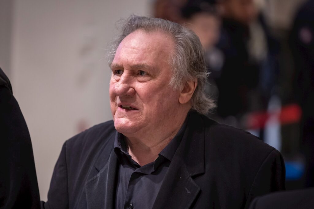 Aktori i famshëm, Gerard Depardieu shpallet fajtor për sulm seksual Aktori i famshëm, Gerard Depardieu shpallet fajtor për sulm seksual