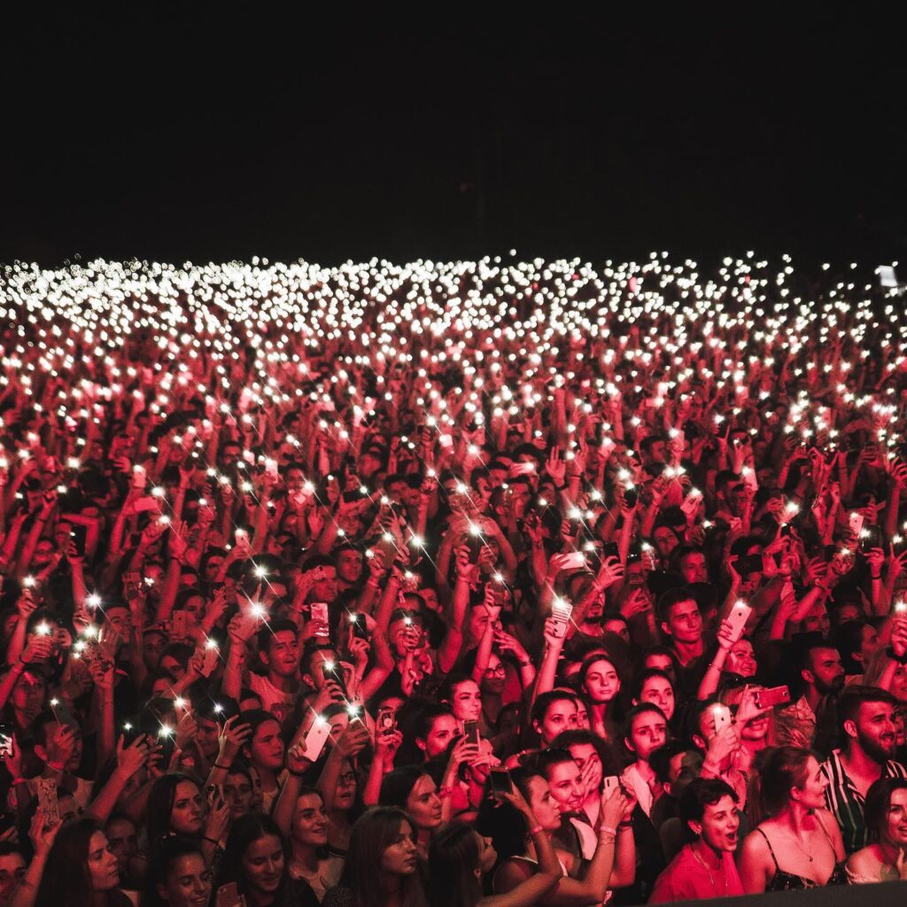 Sunny Hill publikon emrat: Dua Lipa, Shawn Mendes, Anyma, Peggy Gou, Mochakk dhe Fatboy Slim “pushtojnë” Prishtinën sivjet Sunny Hill publikon emrat: Dua Lipa, Shawn Mendes, Anyma, Peggy Gou, Mochakk dhe Fatboy Slim “pushtojnë” Prishtinën sivjet